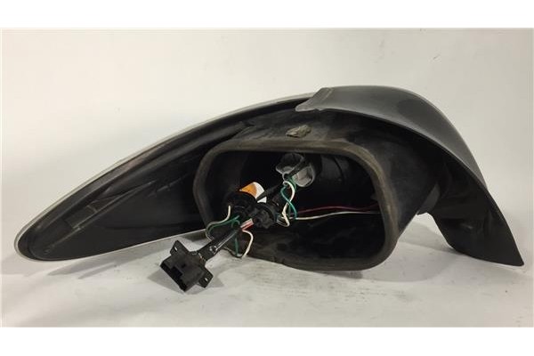 Recambio de piloto trasero derecho para peugeot 206 1.4 i referencia OEM IAM 6351S0  