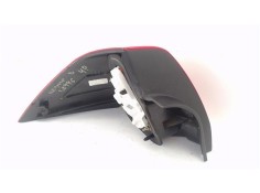 Recambio de piloto trasero derecho para renault megane ii classic berlina 2.0 expression referencia OEM IAM 8200142681  