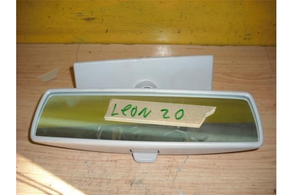 Recambio de retrovisor interior para seat leon (1p1) 1.4 tsi referencia OEM IAM 010749   Recambio de retrovisor interior para seat leon (1p1) 1.4 tsi referencia OEM IAM 010749