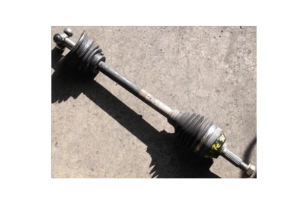 Recambio de palier delantero izquierdo para renault r 19 berlina con portón (b/c53)(1988) 1.7 referencia OEM IAM   