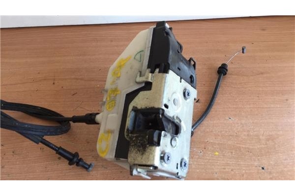 Recambio de cierre electromagnetico delantero derecho para citroen c2 1.4 vtr referencia OEM IAM 52187780 0520D2 