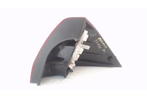 Recambio de piloto trasero izquierdo para renault megane ii classic berlina 2.0 expression referencia OEM IAM 8200142682  