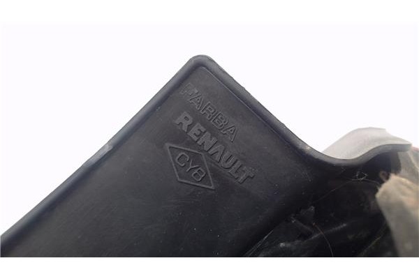 Recambio de piloto trasero izquierdo para renault megane ii classic berlina 2.0 expression referencia OEM IAM 8200142682  