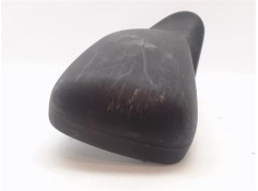 Recambio de retrovisor derecho para ford fiesta berl./courier referencia OEM IAM   