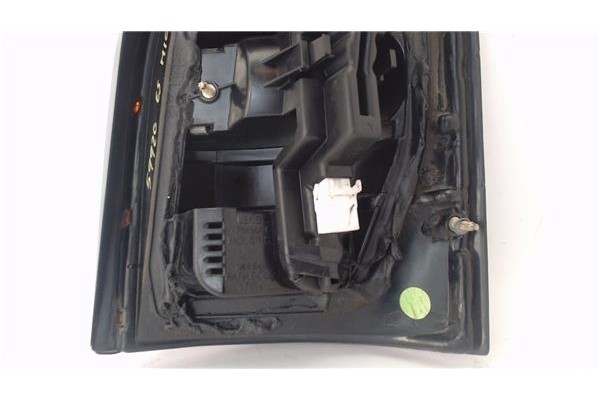 Recambio de piloto trasero izquierdo para nissan micra (k11) 1.3 i 16v referencia OEM IAM B65555F301  