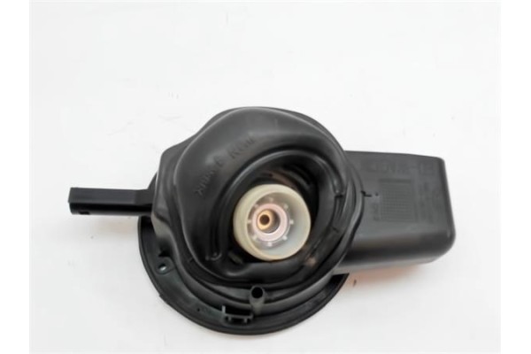 Recambio de tapa exterior combustible para kia ceed (ed) 1.6 crdi 115 referencia OEM IAM 596131H500  