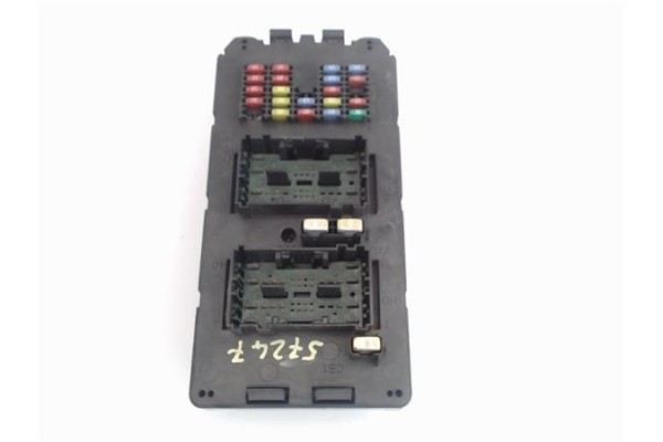 Recambio de caja fusibles/rele para jeep grand cherokee (wh) 3.0 crd limited referencia OEM IAM 56050066AC  