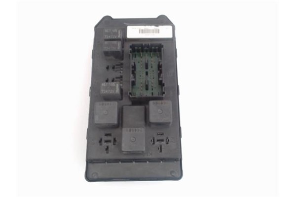 Recambio de caja fusibles/rele para jeep grand cherokee (wh) 3.0 crd limited referencia OEM IAM 56050066AC  