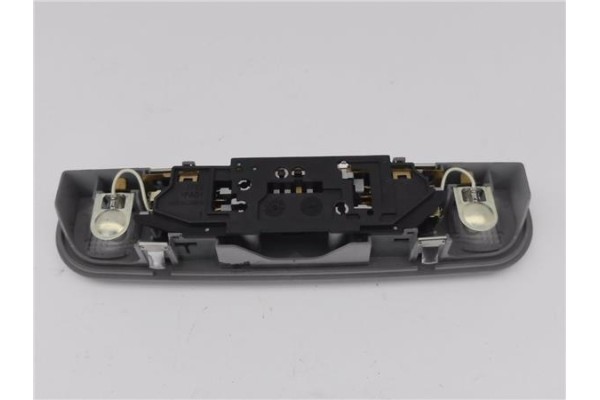 Recambio de luz trasero central techo para audi a3 (8p1) 2.0 fsi ambiente referencia OEM IAM 8E0947111A9NQ  