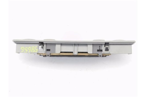 Recambio de luz trasero central techo para audi a3 (8p1) 2.0 fsi ambiente referencia OEM IAM 8E0947111A9NQ  