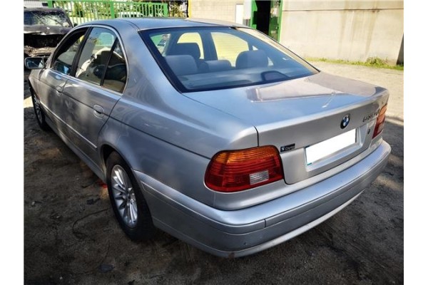bmw serie 5 berlina (e39) del año 2001