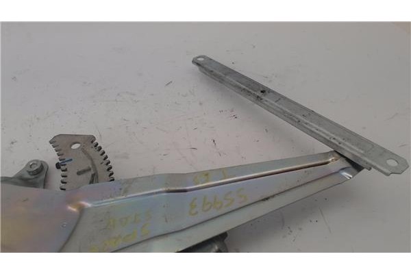 Recambio de mecanismo elevalunas trasero izquierdo para mitsubishi space star (a00) 1.2 motion referencia OEM IAM 5743A223  