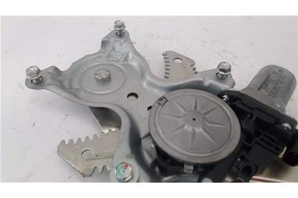 Recambio de mecanismo elevalunas trasero derecho para mitsubishi space star (a00) 1.2 motion referencia OEM IAM 5743A224  