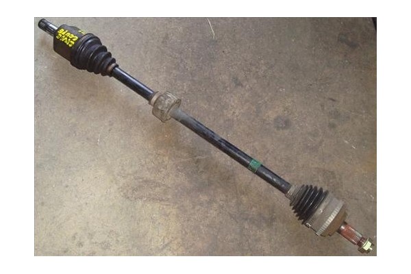 Recambio de palier delantero derecho para honda civic vi coupé (em) 1.7 i vtec referencia OEM IAM   