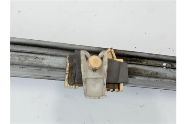 Recambio de mecanismo elevalunas delantero derecho para renault clio ii fase i (b/cb0) referencia OEM IAM   