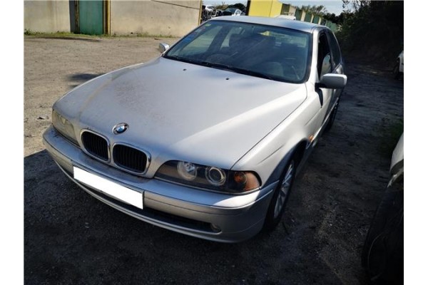 bmw serie 5 berlina (e39) del año 2001