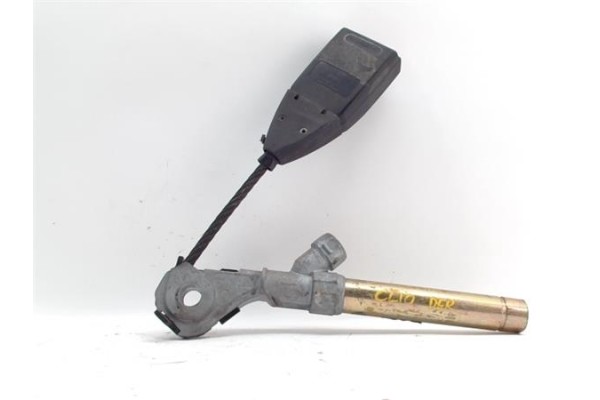 Recambio de enganche cinturon para renault clio i fase iii 1.2 oasis referencia OEM IAM   