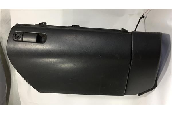 Recambio de guantera salpicadero para mazda 3 berlina (bk) 1.6 referencia OEM IAM BP4K64161  