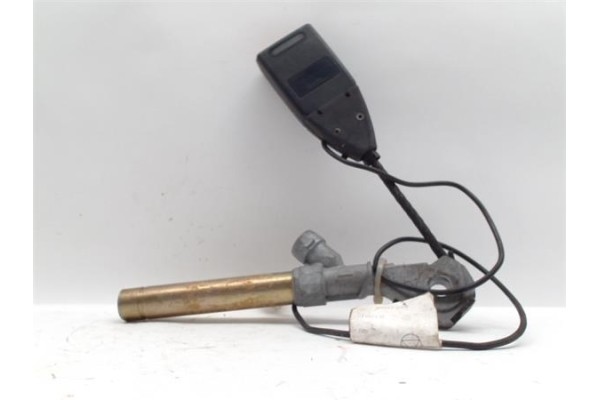 Recambio de enganche cinturon para renault clio i fase iii 1.2 oasis referencia OEM IAM   