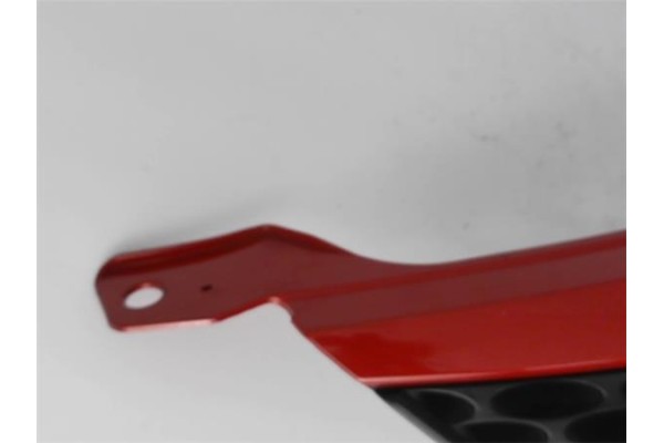 Recambio de rejilla capo para mazda 3 sedán (bk) 1.6 di turbo referencia OEM IAM BR5H50712  