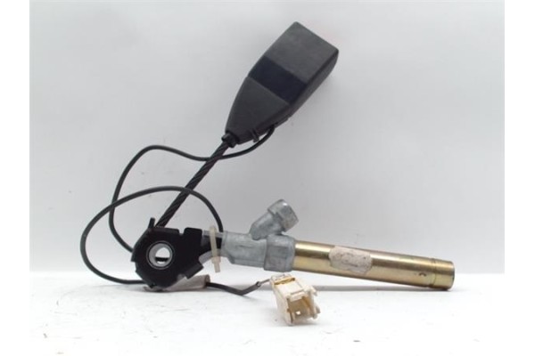 Recambio de enganche cinturon para renault clio i fase iii 1.2 oasis referencia OEM IAM   