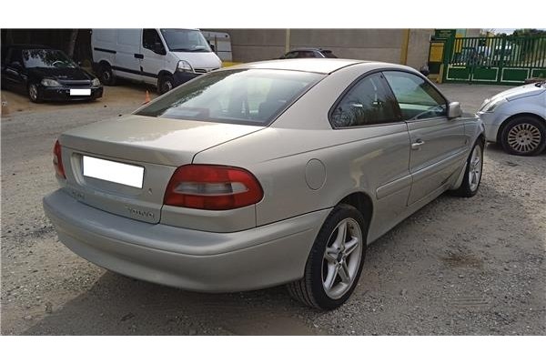volvo c70 coupe del año 1999