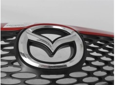 Recambio de rejilla capo para mazda 3 sedán (bk) 1.6 di turbo referencia OEM IAM BR5H50712  