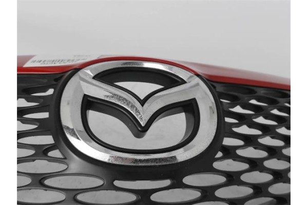 Recambio de rejilla capo para mazda 3 sedán (bk) 1.6 di turbo referencia OEM IAM BR5H50712  