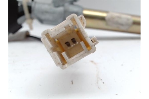 Recambio de enganche cinturon para renault clio i fase iii 1.2 oasis referencia OEM IAM   