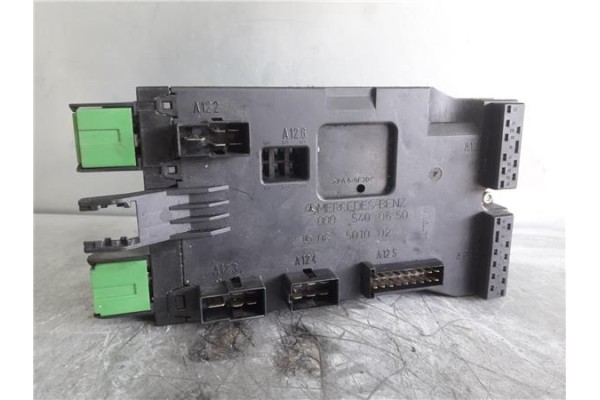 Recambio de caja fusibles/rele para mercedes-benz vito furgón (638) 2.3 110 d  (638.074) referencia OEM IAM 0005400650 0851002 