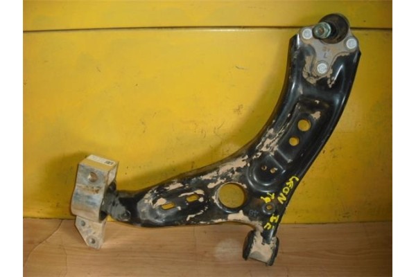 Recambio de brazo inferior delantero izquierdo para seat leon (1p1) 1.4 tsi referencia OEM IAM 1K0407151BD   Recambio de brazo inferior delantero izquierdo para seat leon (1p1) 1.4 tsi referencia OEM IAM 1K0407151BD