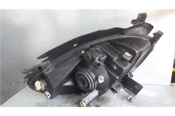 Recambio de faro delantero izquierdo para citroen xsara picasso 1.6 referencia OEM IAM 620837  