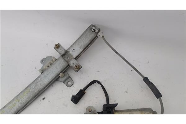 Recambio de mecanismo elevalunas delantero derecho para nissan sunny berlina (n14) 1.6 i 16v referencia OEM IAM 8072050C66 80730