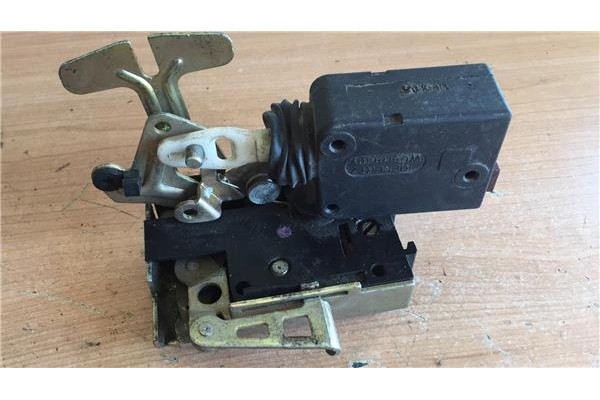 Recambio de cierre electromagnetico trasero derecho para citroen saxo 1.1 sx referencia OEM IAM   