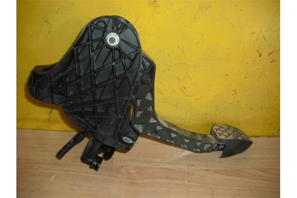 Recambio de pedal embrague para seat leon (1p1) 1.4 tsi referencia OEM IAM 1K1721059ER Recambio de pedal embrague para seat leon (1p1) 1.4 tsi referencia OEM IAM 1K1721059ER