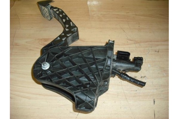 Recambio de pedal embrague para seat leon (1p1) 1.4 tsi referencia OEM IAM 1K1721059ER  