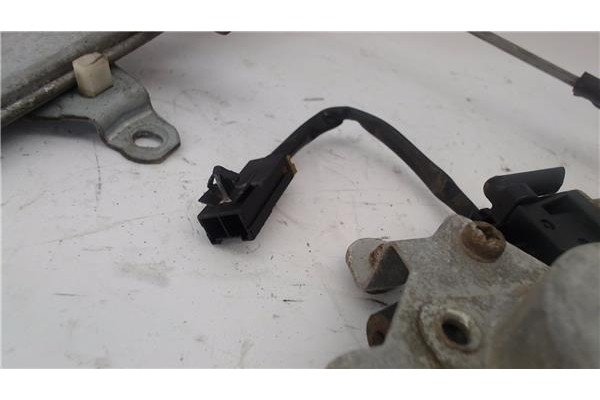 Recambio de mecanismo elevalunas delantero derecho para nissan sunny berlina (n14) 1.6 i 16v referencia OEM IAM 8072050C66 80730