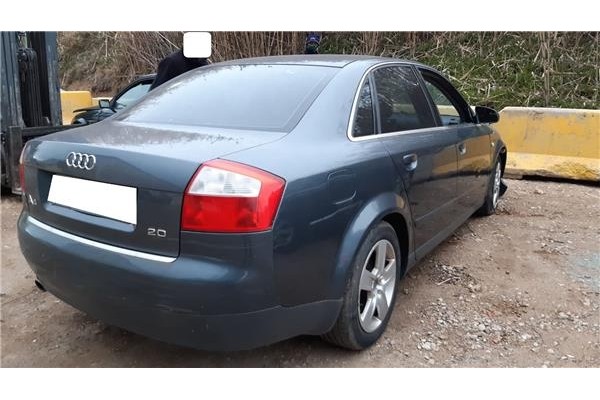 audi a4 berlina (8e)(2004) del año 