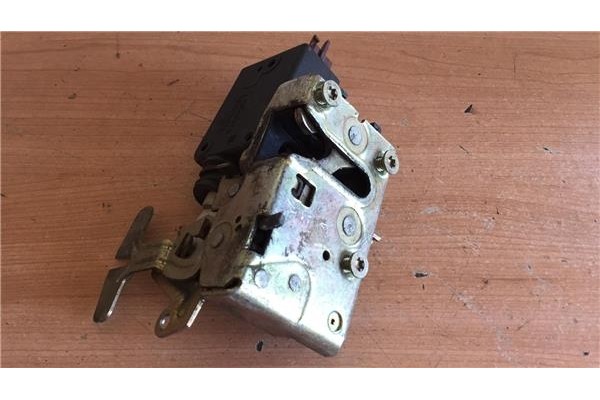 Recambio de cierre electromagnetico trasero izquierdo para citroen saxo 1.1 sx referencia OEM IAM   