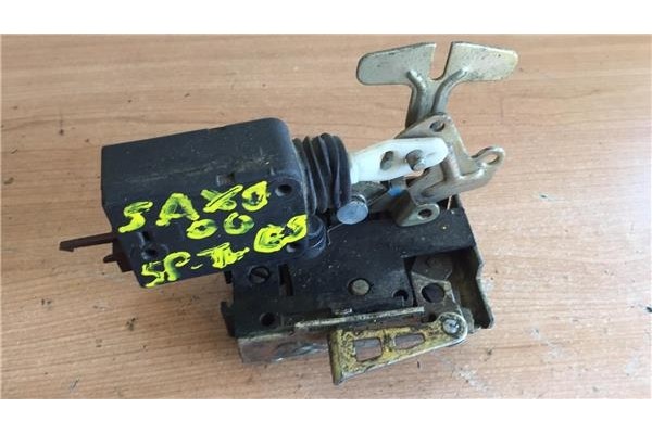 Recambio de cierre electromagnetico trasero izquierdo para citroen saxo 1.1 sx referencia OEM IAM   