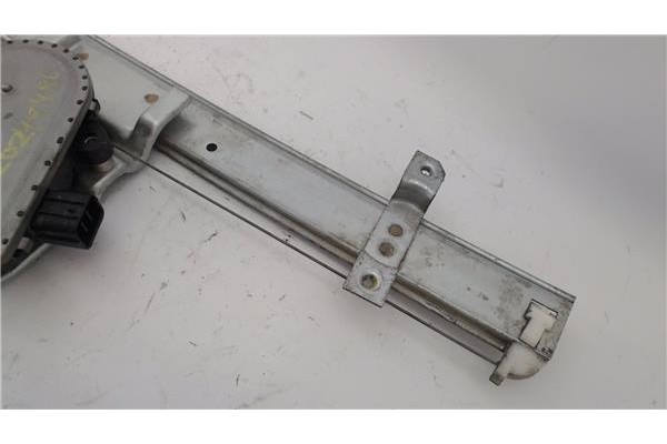 Recambio de mecanismo elevalunas delantero derecho para mitsubishi montero (v60/v70) 3.2 di-d (v68w, v78w) referencia OEM IAM MR