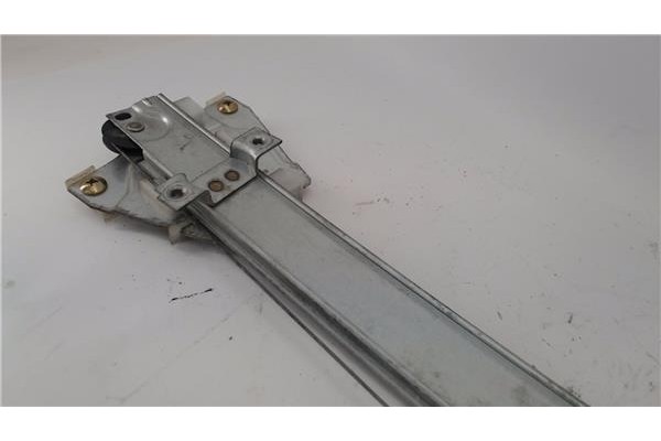 Recambio de mecanismo elevalunas delantero derecho para mitsubishi montero (v60/v70) 3.2 di-d (v68w, v78w) referencia OEM IAM MR