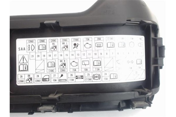 Recambio de embellecedor consola central para honda jazz (gd1/5) 1.4 referencia OEM IAM 77593SAA000ZA 77592SAA000ZA 