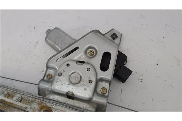 Recambio de mecanismo elevalunas delantero derecho para mitsubishi montero (v60/v70) 3.2 di-d (v68w, v78w) referencia OEM IAM MR