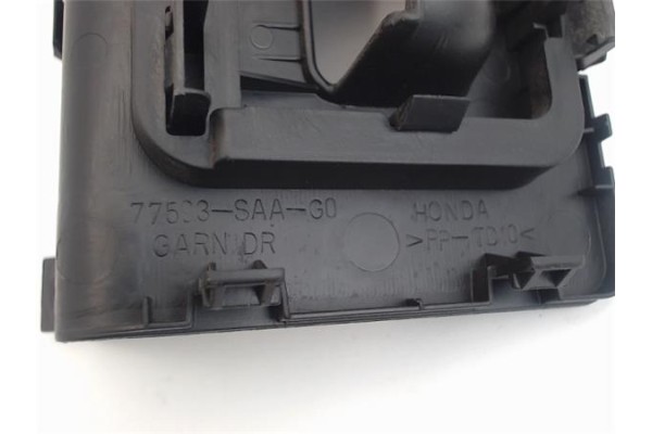 Recambio de embellecedor consola central para honda jazz (gd1/5) 1.4 referencia OEM IAM 77593SAA000ZA 77592SAA000ZA 