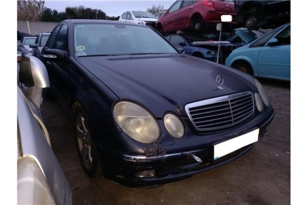 mercedes-benz clase e (bm 211) berlina del año 2004