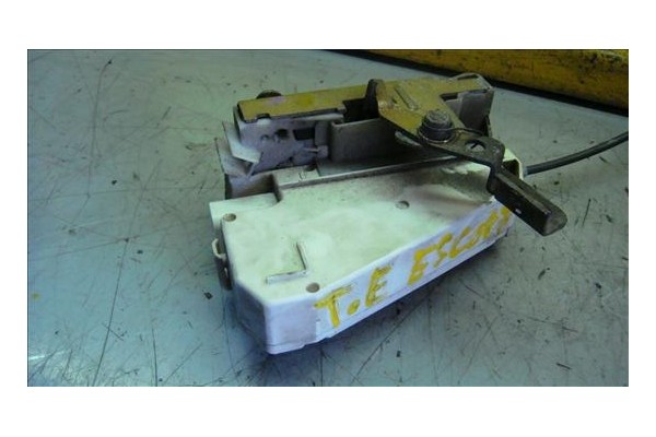 Recambio de cierre electromagnetico trasero izquierdo para ford escort vii (gal, aal, abl) 1.8 16v referencia OEM IAM 6894357  