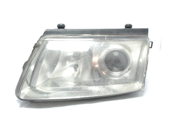 Recambio de faro delantero izquierdo para volkswagen passat variant (3b5) referencia OEM IAM 3B0941017J  
