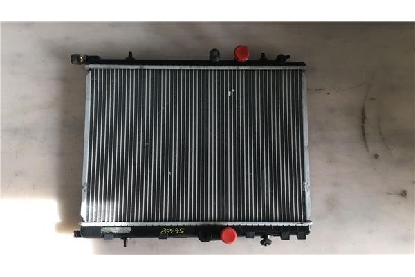 Recambio de radiador para peugeot 206 1.4 i referencia OEM IAM 1330H5  