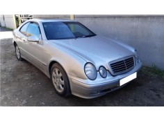 mercedes-benz clk (bm 208) coupe del año 2001